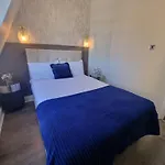 A7-Top Flr 1 Bed Flat Near Elephant And Castle