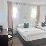 En-Suite Family Room Central London