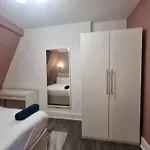 A8-3Rd Floor 3-Bed Flat In Elephant And Castle