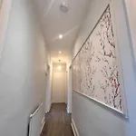 A8-3Rd Floor 3-Bed Flat In Elephant And Castle