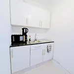 Modern Serviced Studio In London