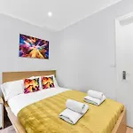 Beautiful Flat On Oxford Street