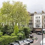 Summer Studio With Terrace By Hyde Park