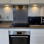 Luxury Entire 1 Bed Flat, Excel, City Airport, Custom House
