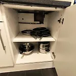 3 Persons Room, 1Min Walk From South Wimbledon Station