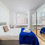 Joivy 2-Bed Flat Near Notting Hill