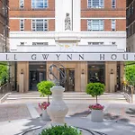 1 Bed Flat In Nell Gwynn House, Sleeps 4, Steps From Harrods & Hyde Park, 24 Hour Reception
