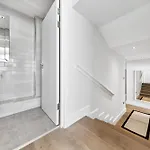 Luxury Two Bedroom Living - Central London & Westminster