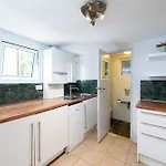 Great Value London Apartment With Garden In Tufnell Park Near Emirates Stadium And 10 Mins To Kings Cross