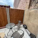 Entire One Bedroom Apartment With Living Room And Private Garden Bright And Spacious
