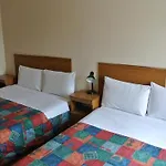 Carlton Hotel