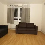 Collingwood Apartments