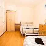 Collingwood Apartments