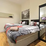 Cosy Marble Arch Apartments