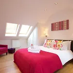 Miles Place By Viridian Apartments