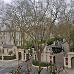 Apsley Mansions