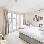 Classic Hammersmith Home By Ravenscourt Park