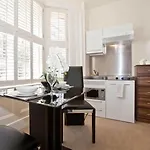 Lower Belgrave Street Apartments