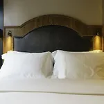 Mimi\'S Suites