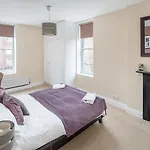 Skyline Serviced Apartments - London Bridge