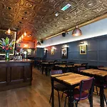 The Grafton Arms Pub & Rooms