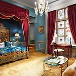 The Gore Hotel – Starhotels Collezione