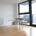 1 Bedroom Flat In Lewisham With A Balcony View Of The Shard