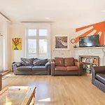 Hootananny Hostel