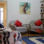 Gorgeous Apartment In Kensington Olympia