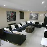 Mapesbury Hostel London