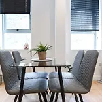 Aldgate Apartment