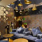 H Club London