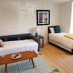 Stunning Ealing Apartment