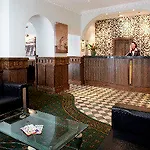Quality Crown Hotel Hyde Park