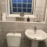 Rooms available to let in a quiet hose