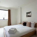 Discovery Dock Apartments