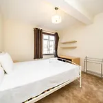 New 3 Bedroom House Near Wembley Stadium