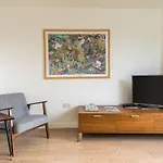 New 2Bd Flat 4Mins To Excel Centre Fast City Links
