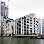 Oyo Home Canary Wharf