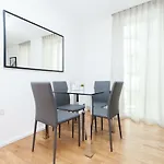 Clover Court By Aeria Apartments