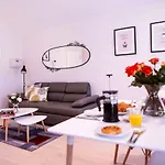 Quiet Central West End Apartments By Indigo Flats