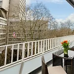 Lak Serviced Apartments