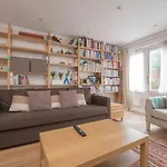 Brecknock Road House
