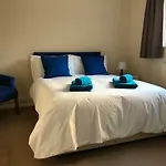 Cozy Apartment In Stratford From 18 Minutes To Central London