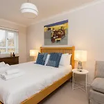 Stunning Two Bed Flat
