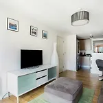 Beautiful, Secure, 2-Bedroom Canal-Side Apartment