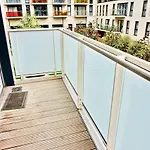 2Br/2Bath Luxury Modern Flat In The City London