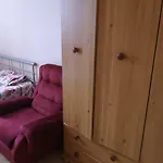 Double Bed Room @Clapham