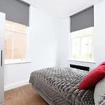 Vauxhall Bridge Apartments