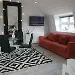Quirky Cosy Marleybone Victorian Loft Apartment